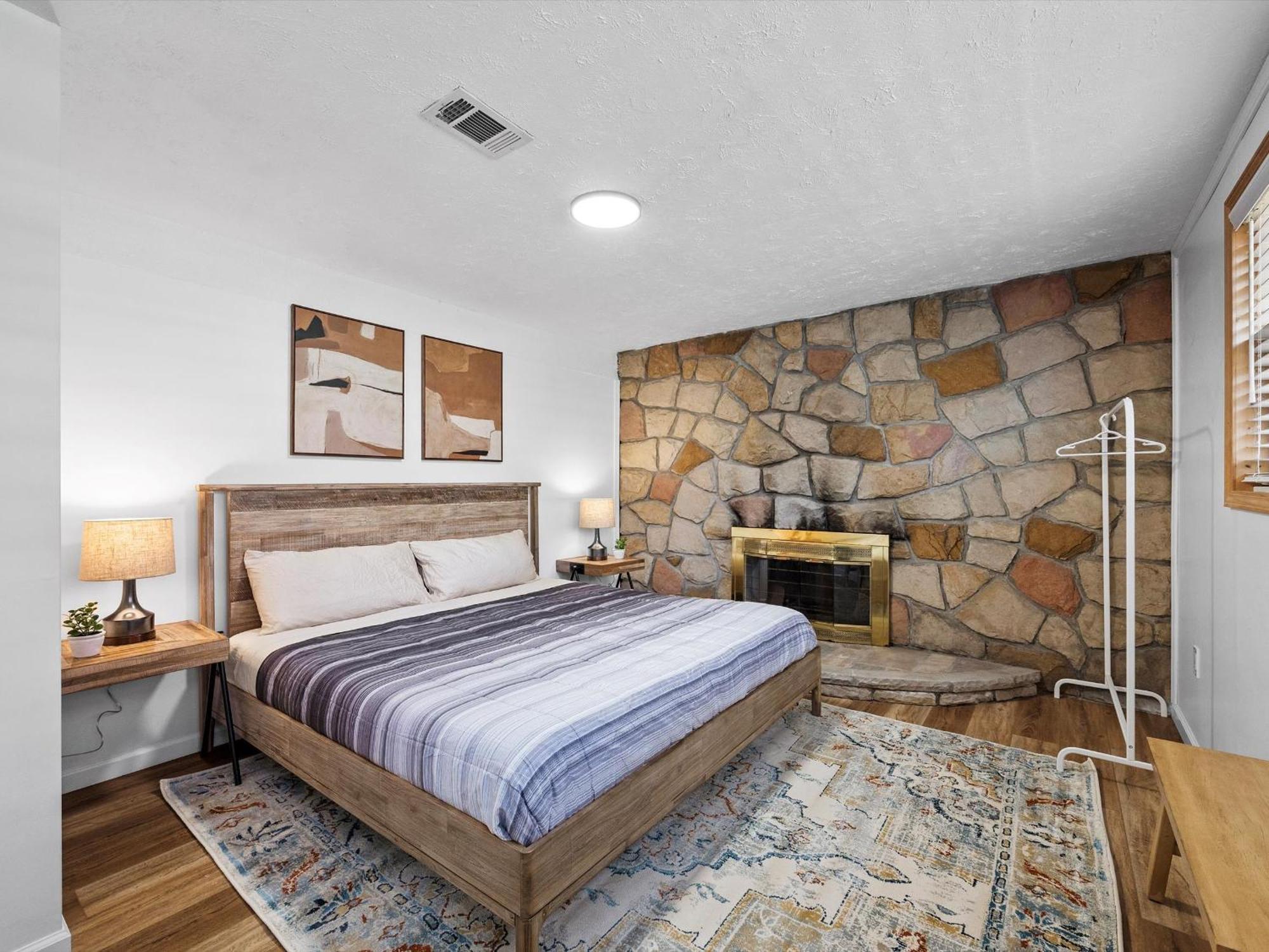Modern And Accessible 5 Bedroom In Cranberry, Pittsburg With Game Holiday home Cranberry Township